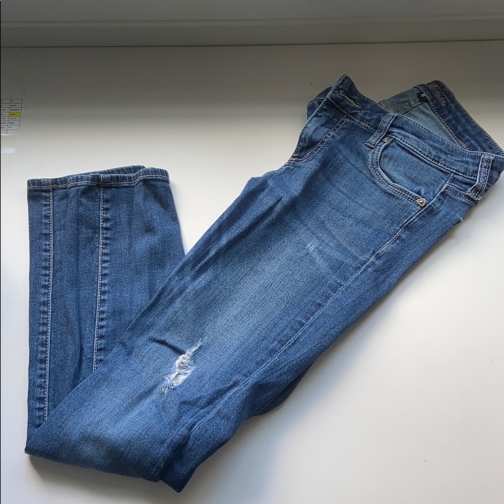 Nordstrom jeans darkwash distressed+lightly ripped